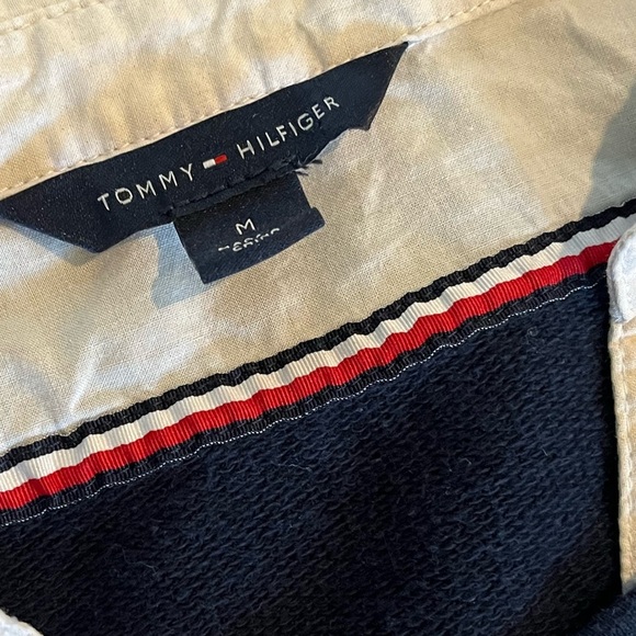 Tommy Hilfiger Long Sleeve Navy Sweater with Faux White Collared Blouse Medium - Picture 8 of 9
